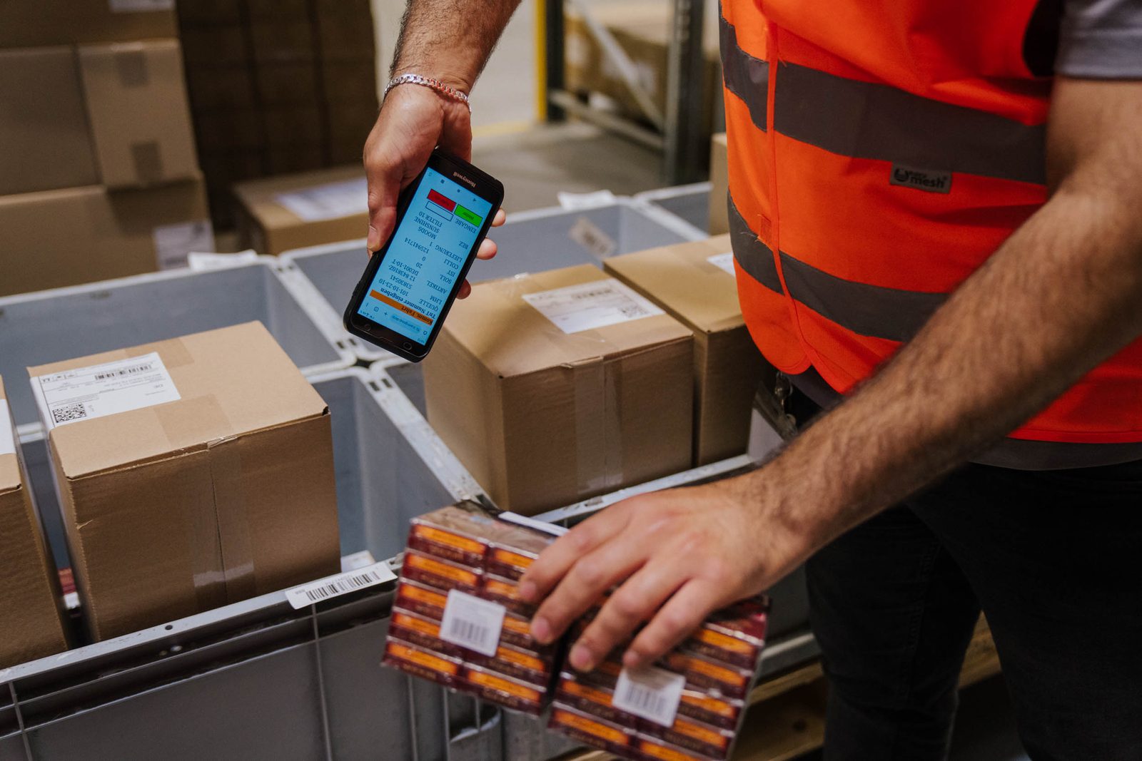Mobile capture of goods at inbound receiving.